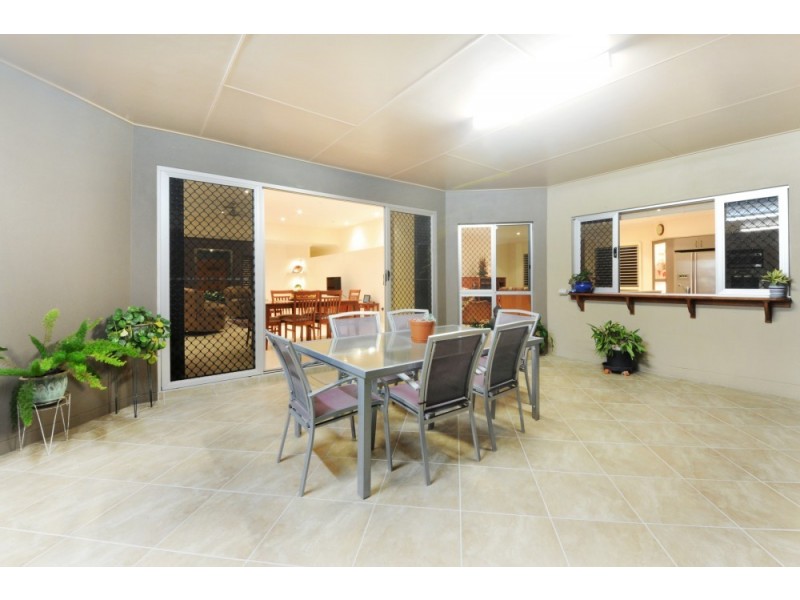 75 Galbraith Park Drive, Cannonvale QLD 4802