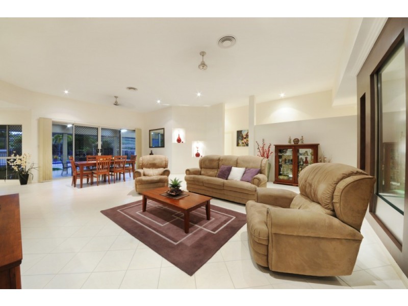 75 Galbraith Park Drive, Cannonvale QLD 4802