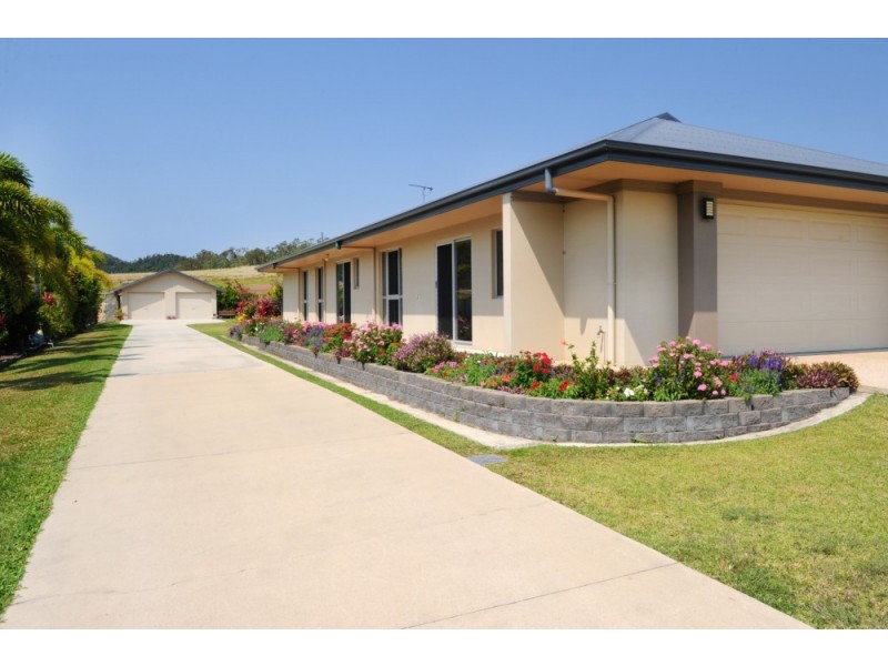 75 Galbraith Park Drive, Cannonvale QLD 4802