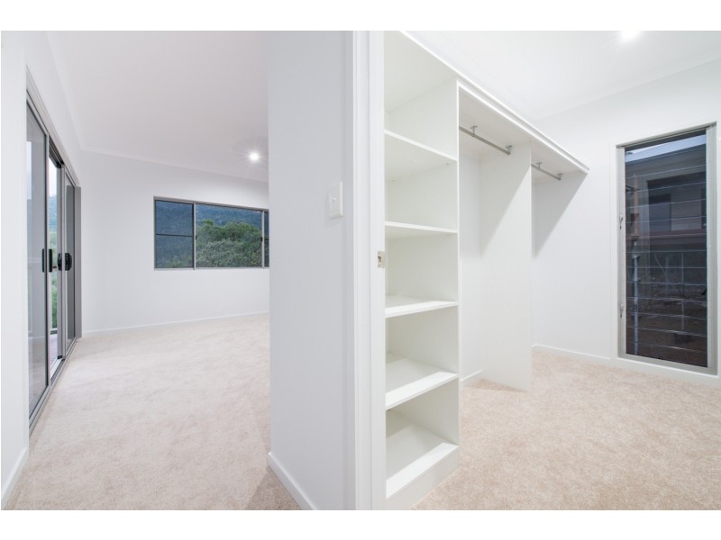9 Scarlet Gum Crescent, Cannonvale QLD 4802