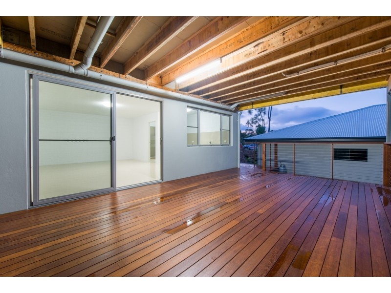 9 Scarlet Gum Crescent, Cannonvale QLD 4802