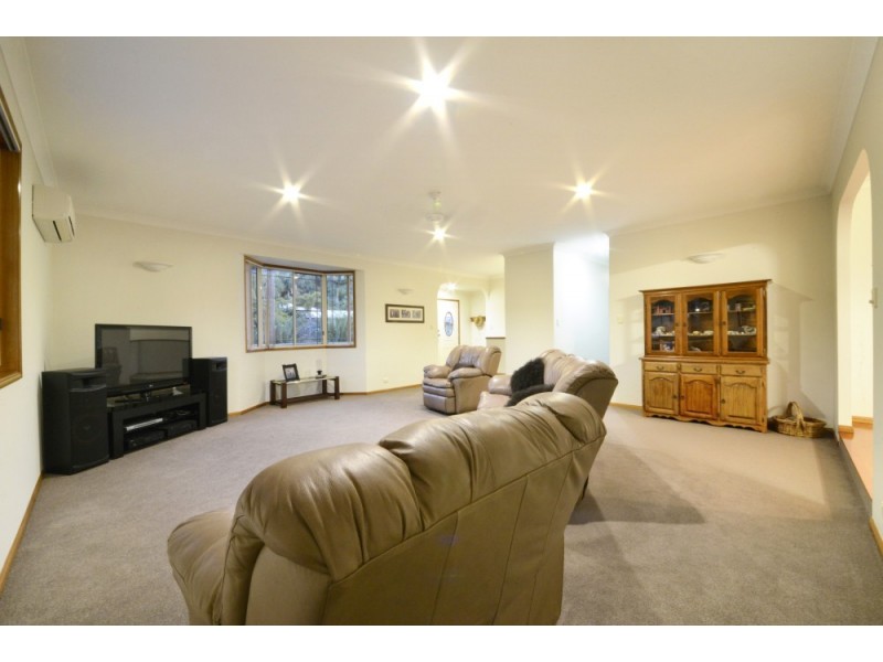 24 Moonlight Drive, Jubilee Pocket QLD 4802
