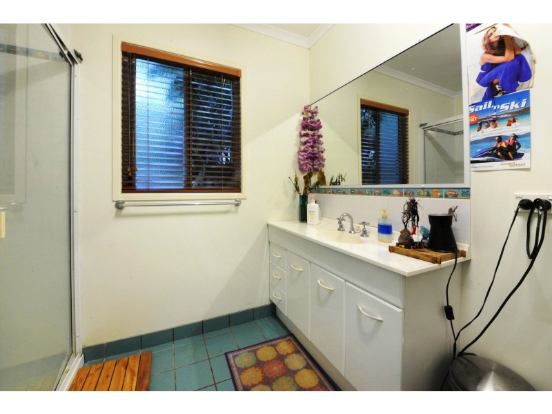36A Stewart Drive, Cannonvale QLD 4802