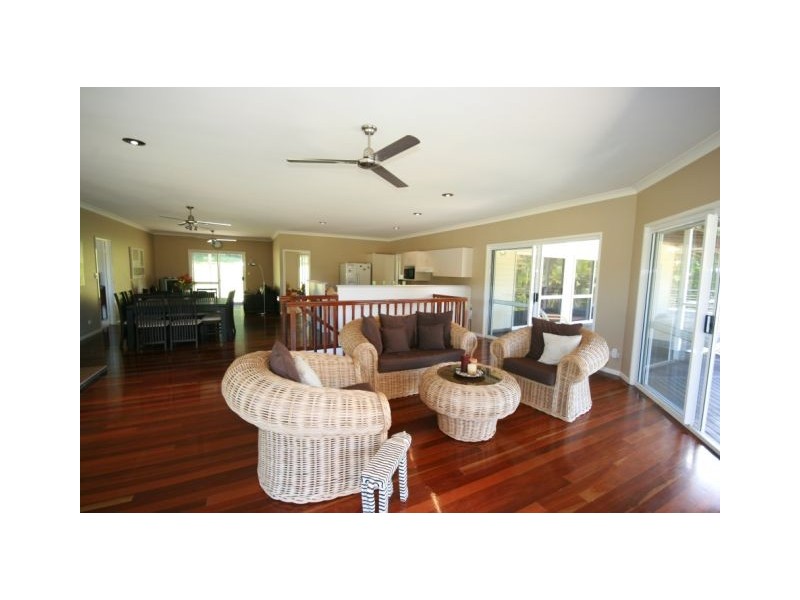 776 Conway Road, Preston QLD 4800