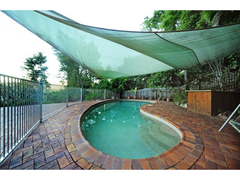 237 Paluma Rd, Cannonvale QLD 4802