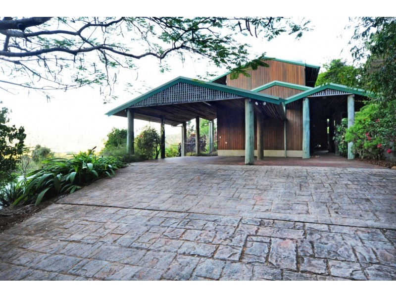 237 Paluma Rd, Cannonvale QLD 4802