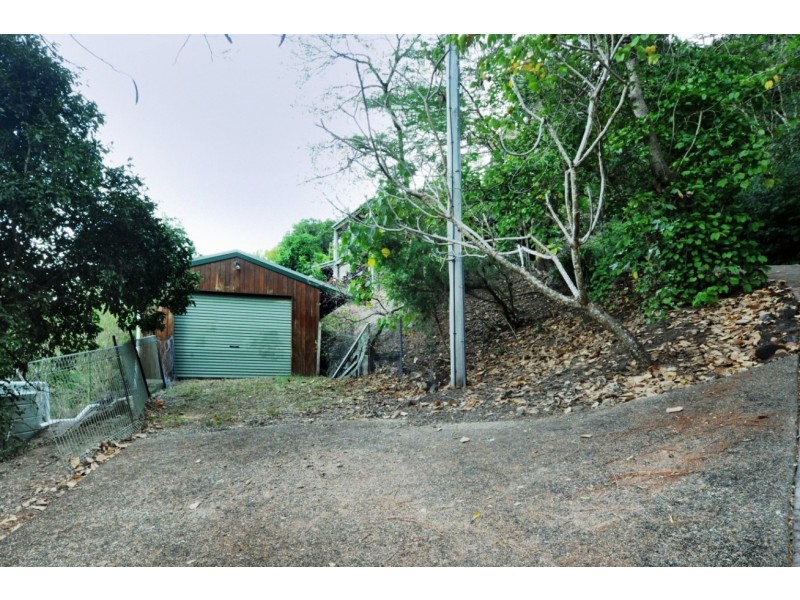 237 Paluma Rd, Cannonvale QLD 4802