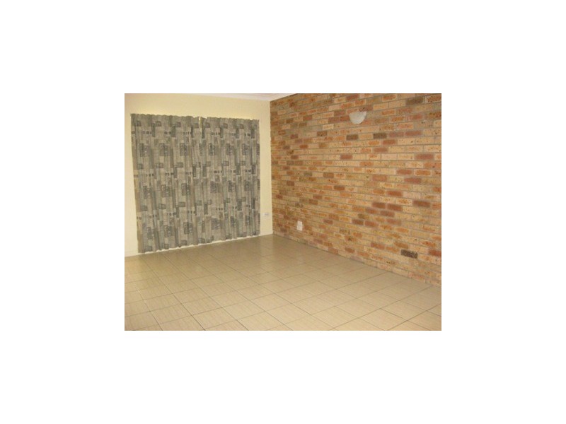 4/12 Pandanus Drive, Cannonvale QLD 4802