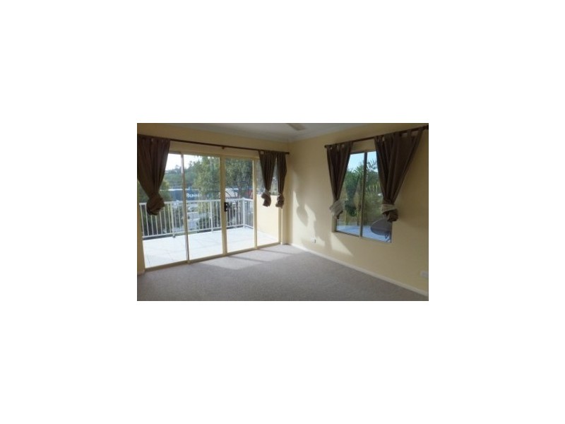 4/152 Shute Harbour Rd, Cannonvale QLD 4802