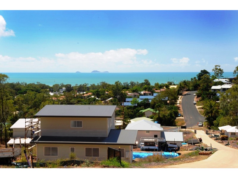 12/13 Border Dr, Cannonvale QLD 4802