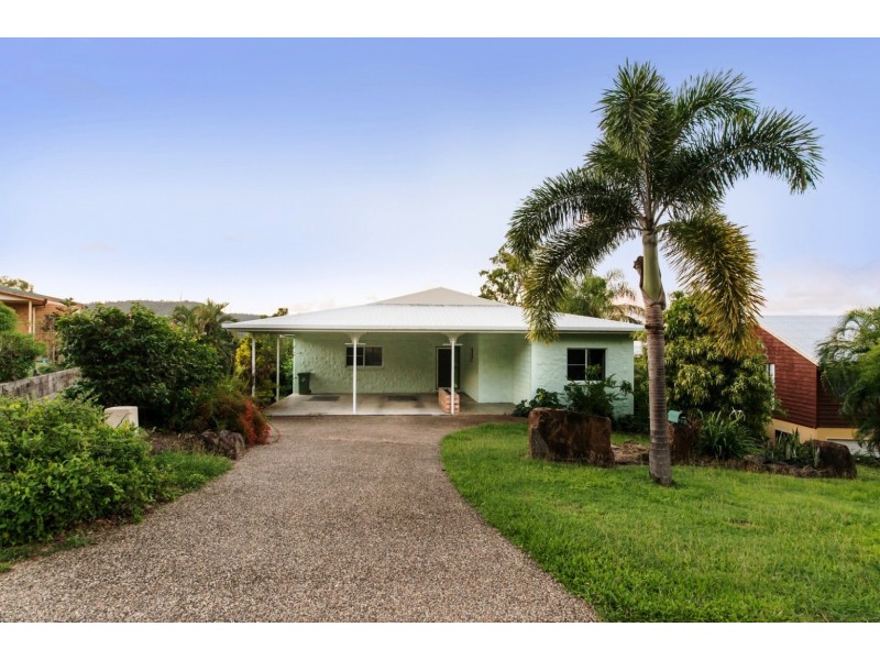 27 MacArthur Dr, Cannonvale QLD 4802