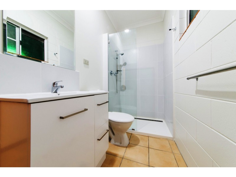 27 MacArthur Dr, Cannonvale QLD 4802