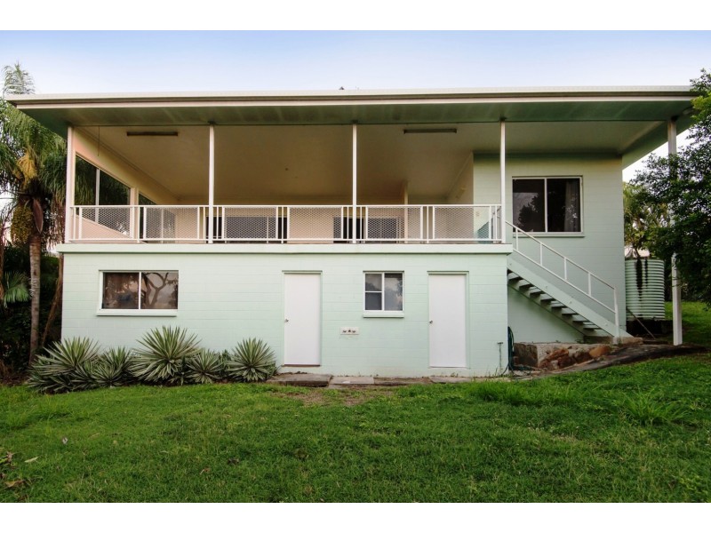 27 MacArthur Dr, Cannonvale QLD 4802