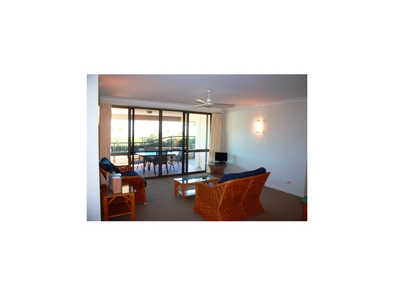 21/2 Eshelby Drive, Cannonvale QLD 4802