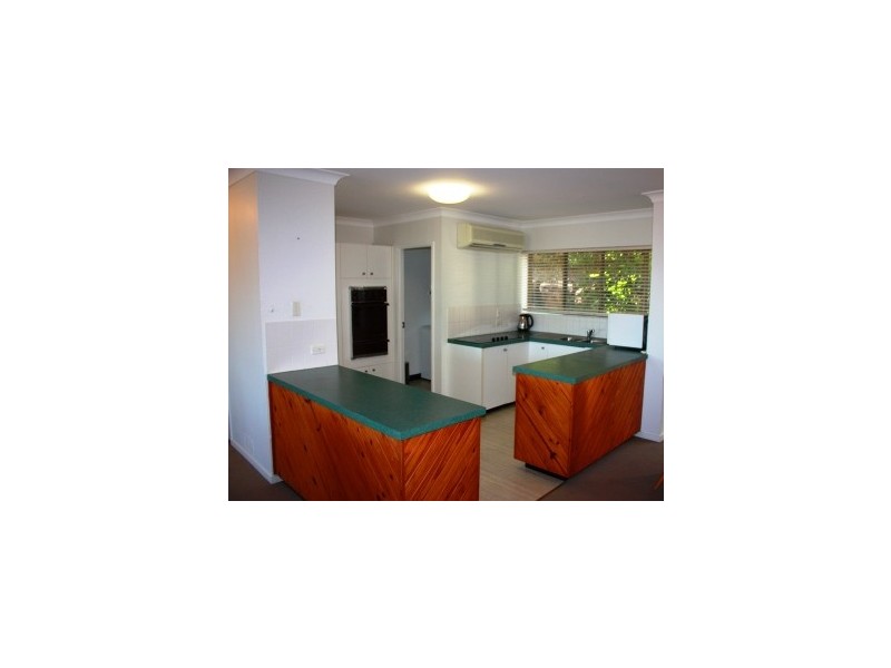 21/2 Eshelby Drive, Cannonvale QLD 4802