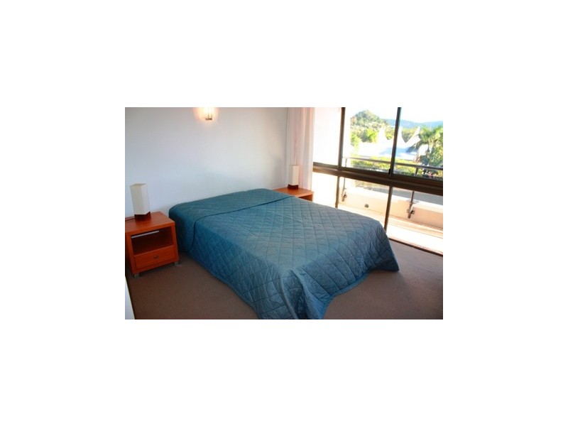 21/2 Eshelby Drive, Cannonvale QLD 4802