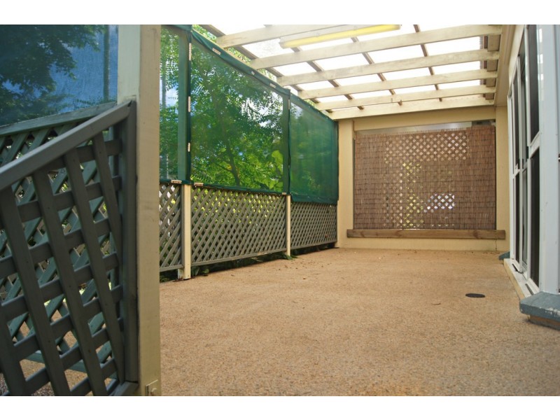 16 Valley Drive, Cannonvale QLD 4802