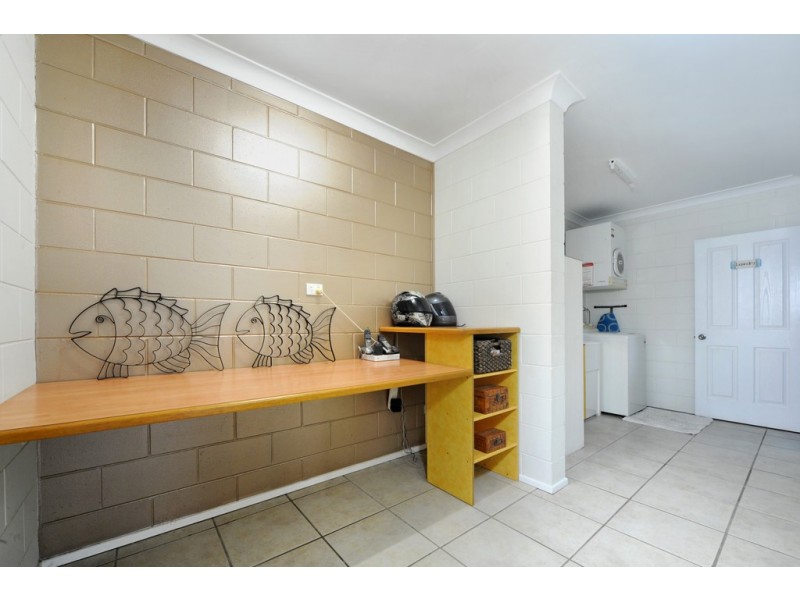 52 Country Road, Cannonvale QLD 4802