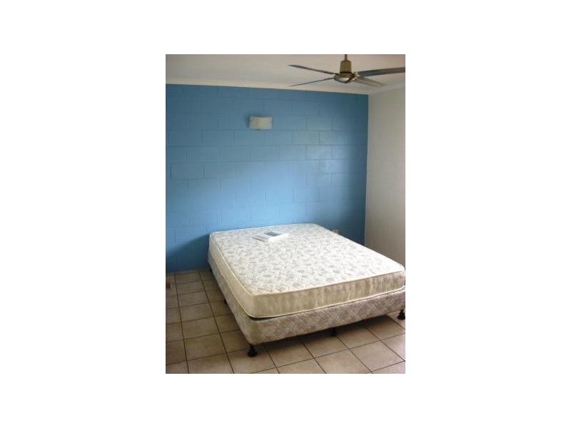 3/3 Eshelby Drive, Cannonvale QLD 4802