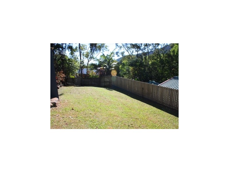 57 Parkwood Terrace, Cannonvale QLD 4802