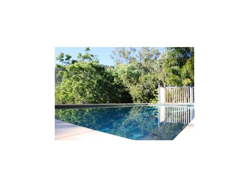 57 Parkwood Terrace, Cannonvale QLD 4802