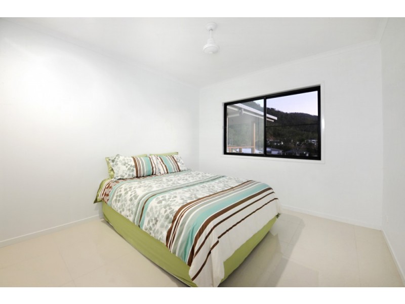 65 Country Road, Cannonvale QLD 4802