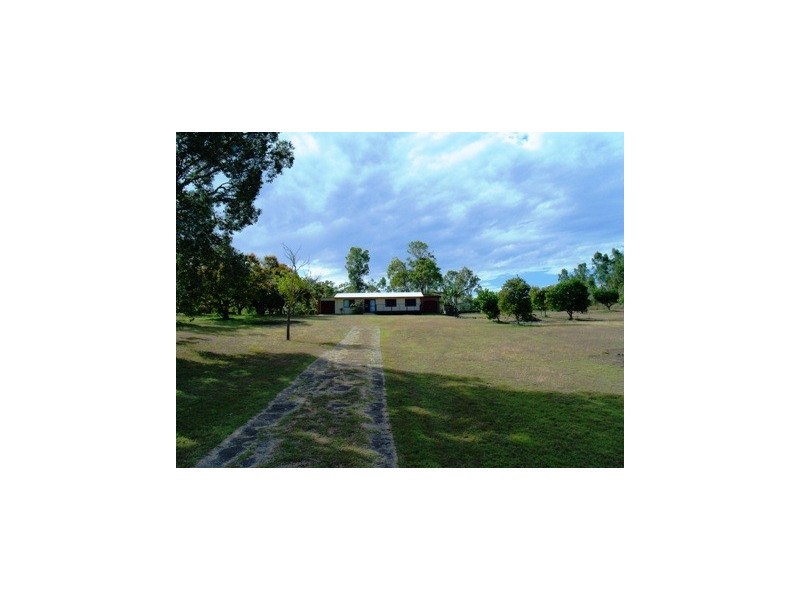 401 Midge Point Road, Bloomsbury QLD 4799