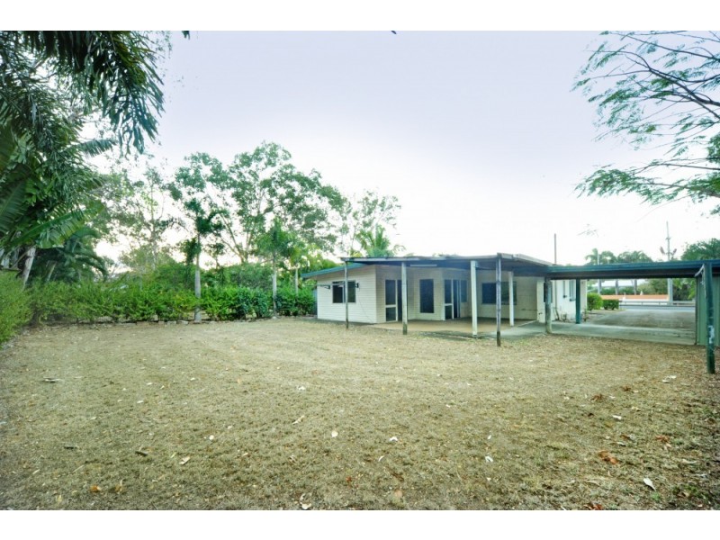 208 Shute Harbour Road, Cannonvale QLD 4802