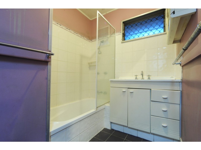 206 Shute Harbour Road, Cannonvale QLD 4802