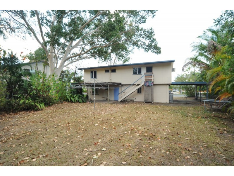 206 Shute Harbour Road, Cannonvale QLD 4802