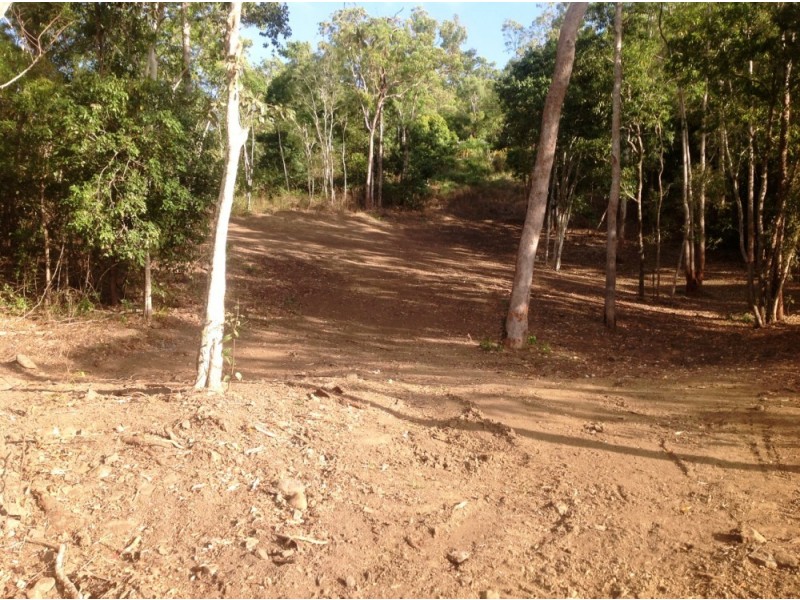 102/44 Rainforest Close, Sugarloaf QLD 4800