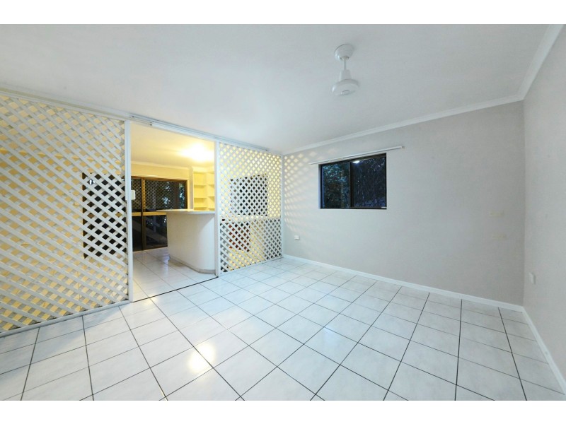 7 Barnes Place, Cannonvale QLD 4802