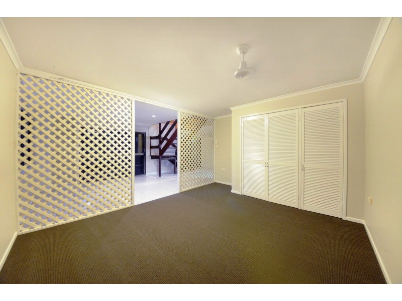 7 Barnes Place, Cannonvale QLD 4802