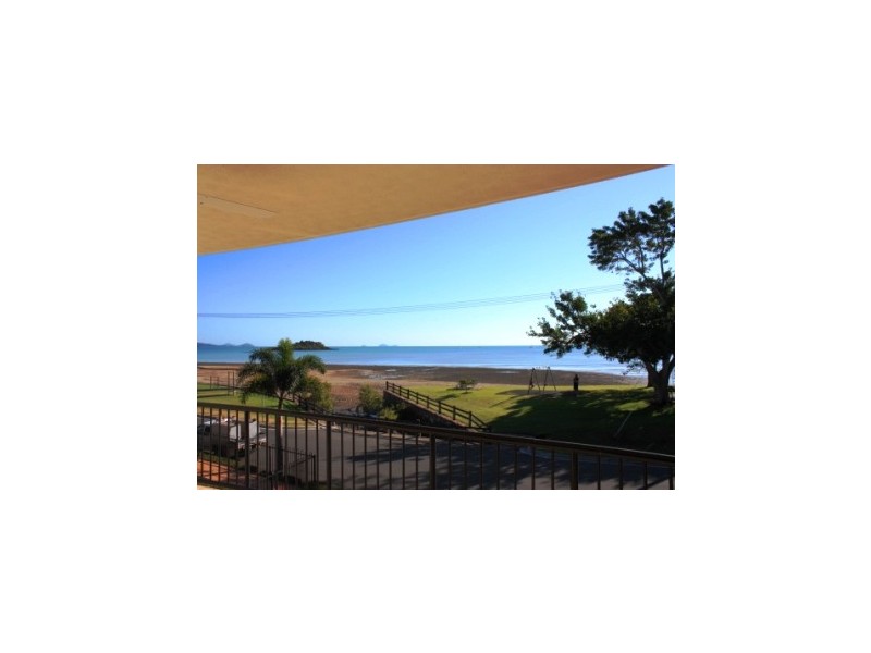 3/36 Coral Esplanade, Cannonvale QLD 4802