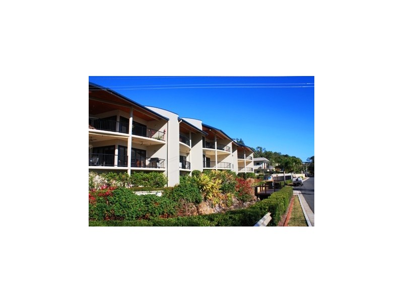 3/36 Coral Esplanade, Cannonvale QLD 4802