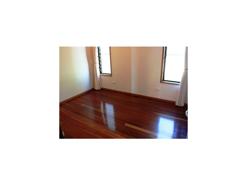 3/36 Coral Esplanade, Cannonvale QLD 4802