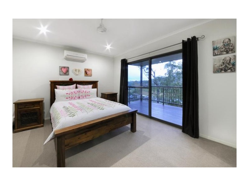 5 Scarlet Gum Crescent, Cannonvale QLD 4802