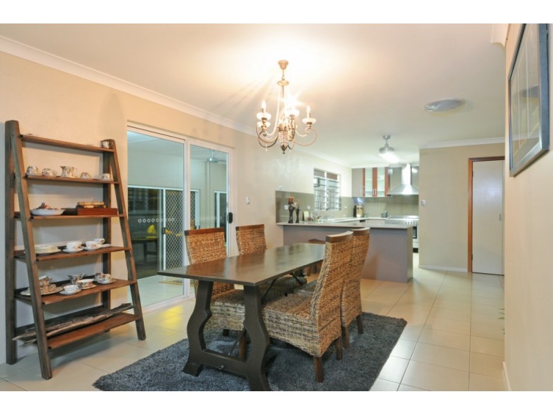 10 Mandalay Road, Jubilee Pocket QLD 4802