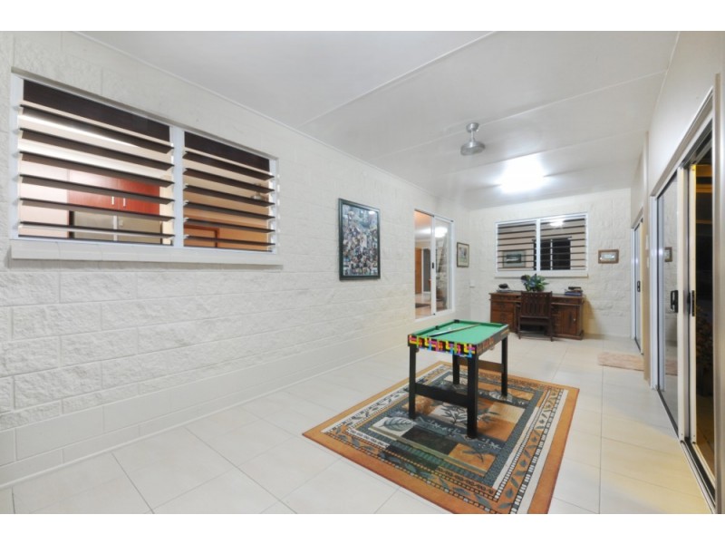 10 Mandalay Road, Jubilee Pocket QLD 4802