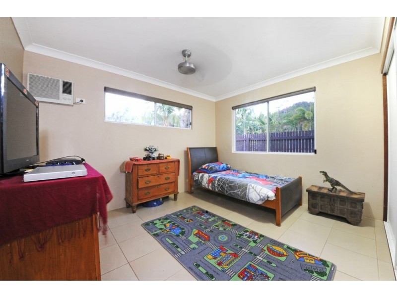 10 Mandalay Road, Jubilee Pocket QLD 4802