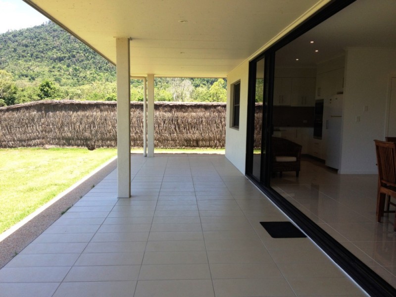 Lot 86 Parkers Road, Cannonvale QLD 4802