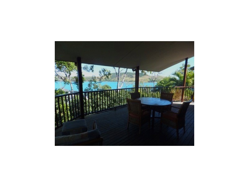 18 Casuarina Cove, Hamilton Island QLD 4803