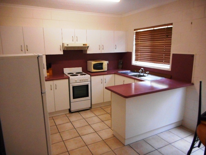 3/3 Eshelby Drive, Cannonvale QLD 4802