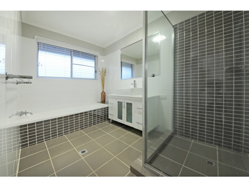 39 Erromango Drive, Jubilee Pocket QLD 4802