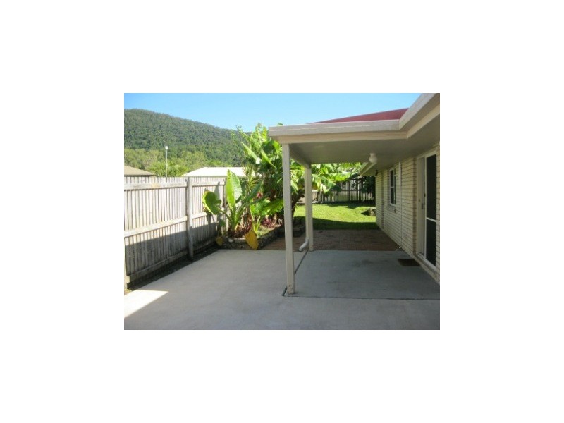 8 Sabel Blvd, Jubilee Pocket QLD 4802