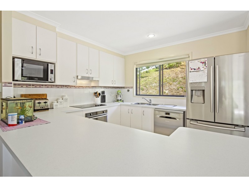 59 Parkwood Terrace, Cannonvale QLD 4802