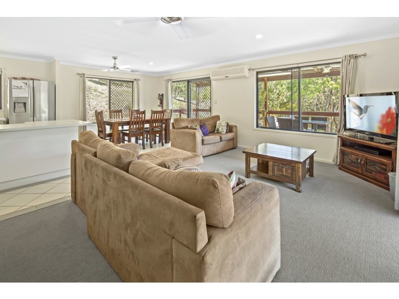 59 Parkwood Terrace, Cannonvale QLD 4802