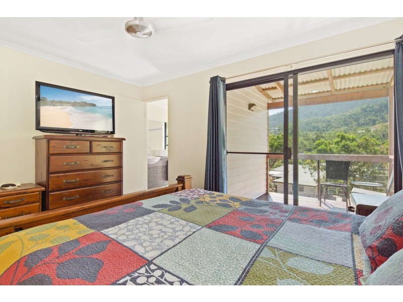 59 Parkwood Terrace, Cannonvale QLD 4802