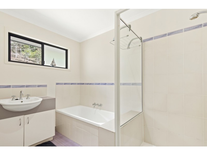59 Parkwood Terrace, Cannonvale QLD 4802