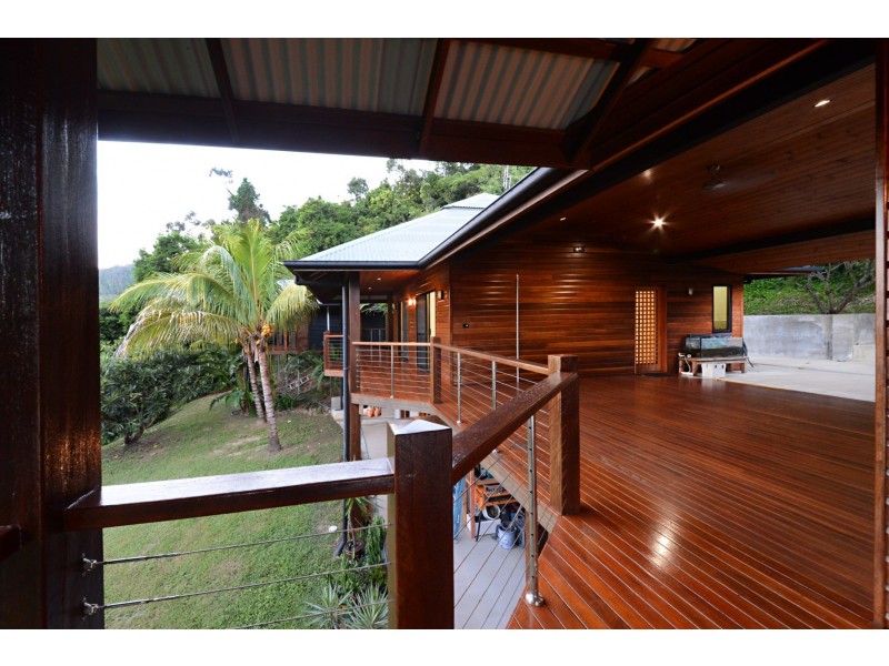 38 Parkwood Terrace, Cannonvale QLD 4802